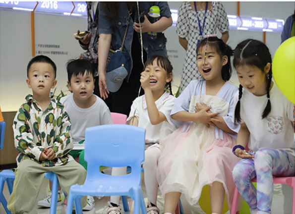 ?Bring Your Kids to Work Day: A Children's Day Celebration!?